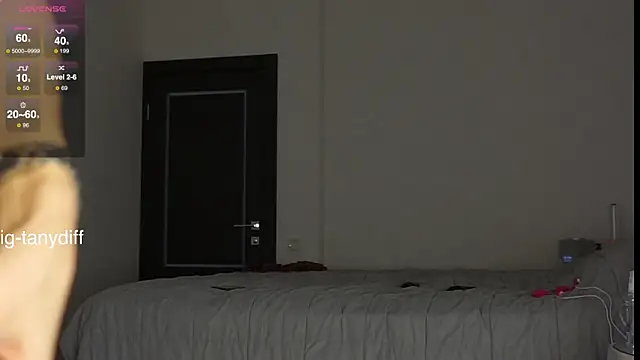 diffgirls2 online show from 12/12/24, 01:06