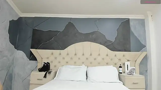 AmberGreyy  online show from 02/18/25, 01:00