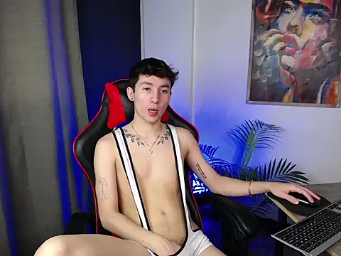 Snapshot of SebasstianGrand chatting on 02/21/25, 11:43 SebasstianGrand online show from 02/21/25, 11:43