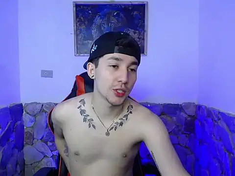 Snapshot of SebasstianGrand chatting on 11/14/25, 02:38 SebasstianGrand online show from 11/14/25, 02:38