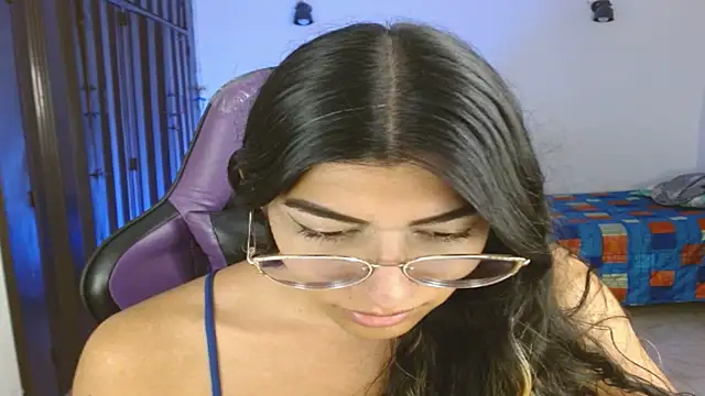 engielphoenis14 online show from 11/07/25, 09:15