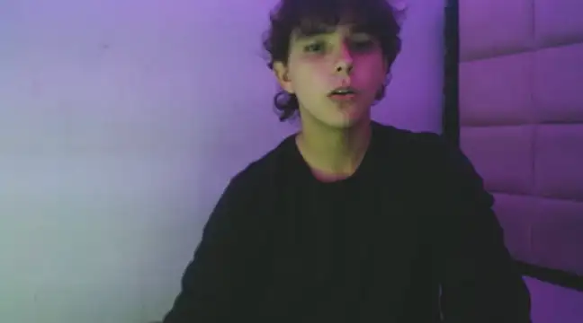 Dani cumboy online show from 12/15/24, 02:52