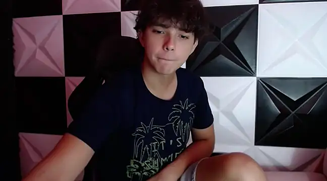 Dani cumboy online show from 12/21/24, 03:47