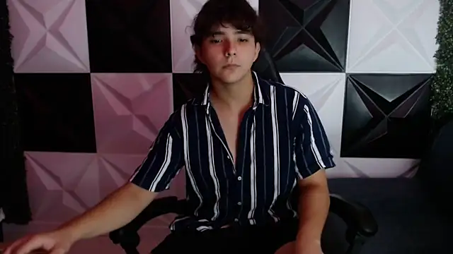 Dani cumboy online show from 01/22/25, 03:09