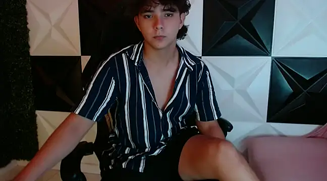 Dani cumboy online show from 02/13/25, 02:23