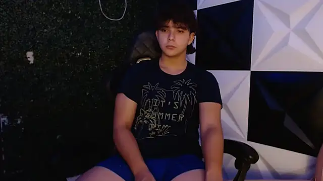 Dani cumboy online show from 02/19/25, 06:00