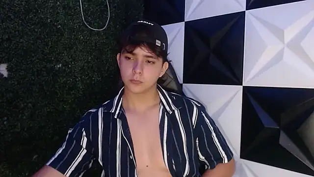 Dani cumboy online show from 02/24/25, 04:49