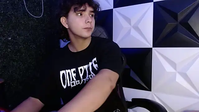 Dani cumboy online show from 03/07/25, 05:40