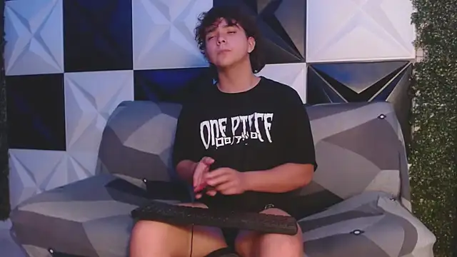 Dani cumboy online show from 03/09/25, 06:06