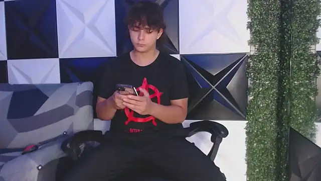 Dani cumboy online show from 03/15/25, 03:40