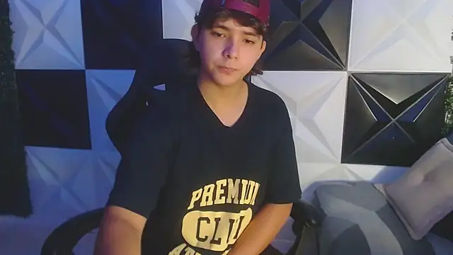 Dani cumboy online show from 03/16/25, 12:44