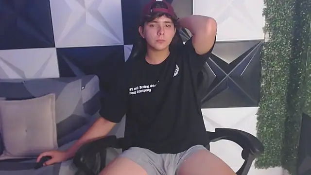 Dani cumboy online show from 03/20/25, 05:46