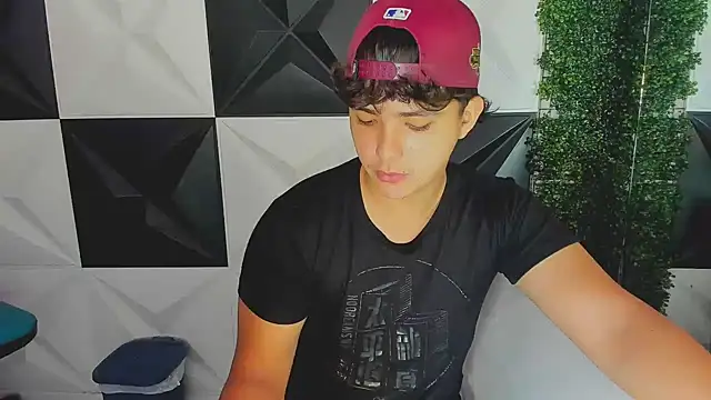 Dani cumboy online show from 10/17/25, 02:19