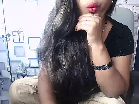 Hot Naina- online show from 12/03/24, 07:55