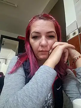 Evadesirex46 online show from 11/11/25, 07:19