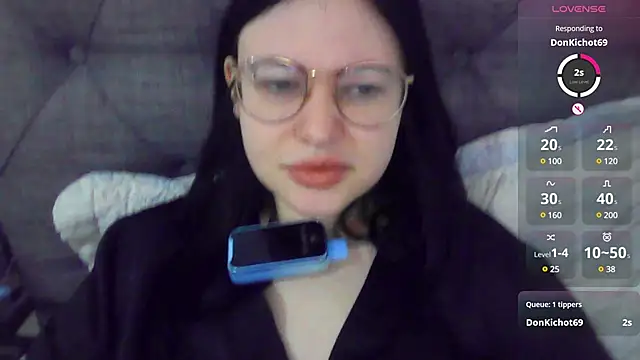 German Eva online show from 02/25/25, 01:09