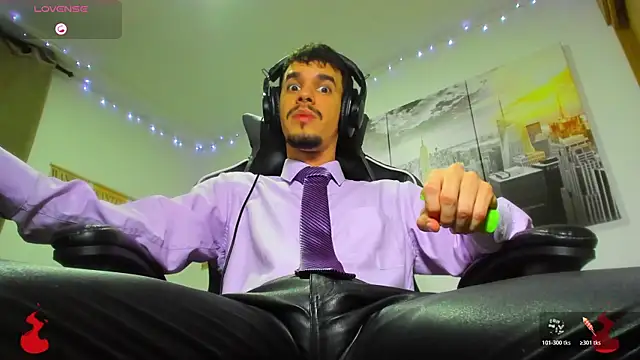 BRAYHAMBROWN online show from 10/29/25, 05:42