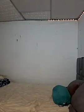 Snapshot of BrittanyDiaz chatting on 02/11/25, 03:51 BrittanyDiaz online show from 02/11/25, 03:51