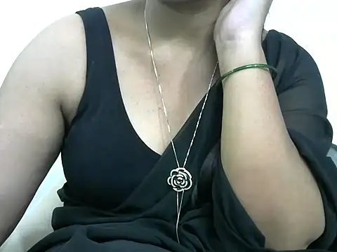 rashmika reddy online show from 10/10/25, 05:17