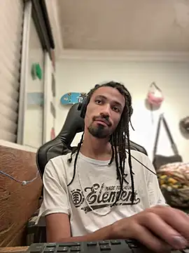 hotcamboy420 online show from 01/28/25, 04:18