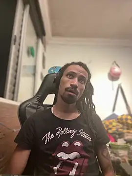 hotcamboy420 online show from 01/29/25, 04:15