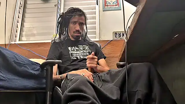 hotcamboy420 online show from 02/03/25, 07:31