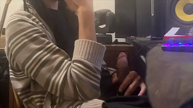 hotcamboy420 online show from 11/07/25, 03:39