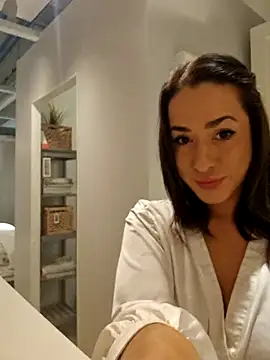 LydiaMaus96 online show from 10/21/25, 11:44