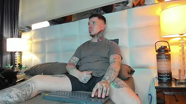 Adam tatto online show from 09/22/25, 10:34