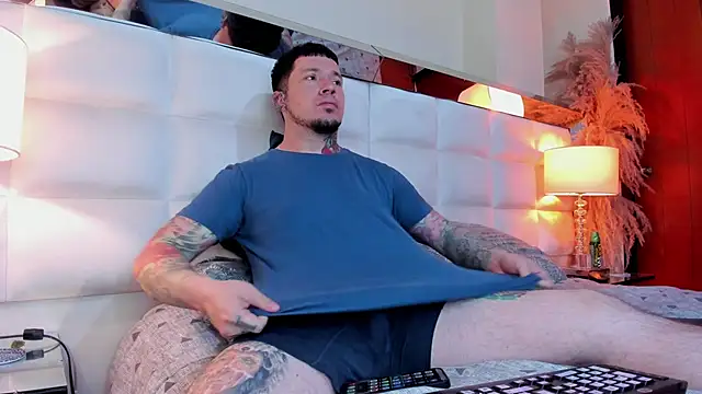 Adam tatto online show from 10/30/25, 03:19