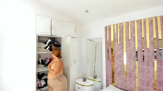 LeahxBarker online show from 02/24/25, 11:19