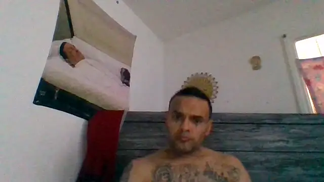 Houstonslong1 online show from 01/28/25, 08:26