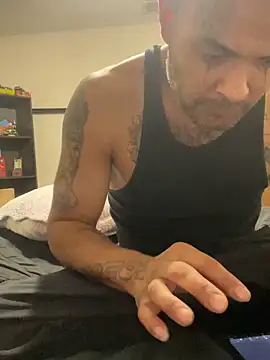 Houstonslong1 online show from 11/22/25, 05:06