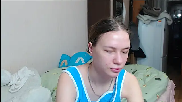 Snapshot of leila_bambi_ chatting on 01/15/25, 01:20 leila bambi online show from 01/15/25, 01:20