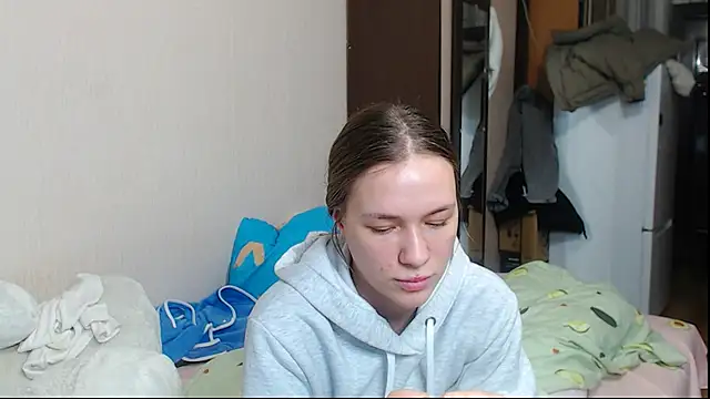 Snapshot of leila_bambi_ chatting on 01/15/25, 11:08 leila bambi online show from 01/15/25, 11:08