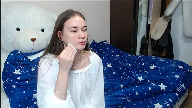 Snapshot of leila_bambi_ chatting on 01/28/25, 04:29 leila bambi online show from 01/28/25, 04:29