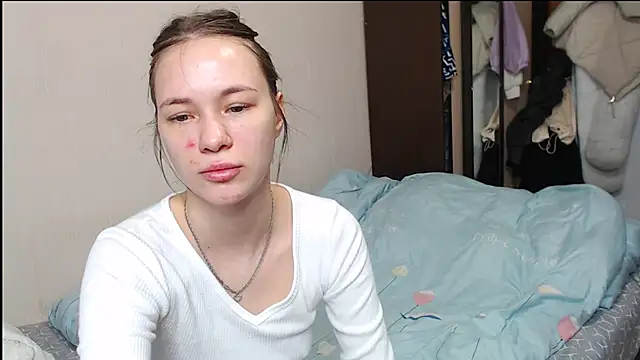 Snapshot of leila_bambi_ chatting on 02/06/25, 10:26 leila bambi online show from 02/06/25, 10:26