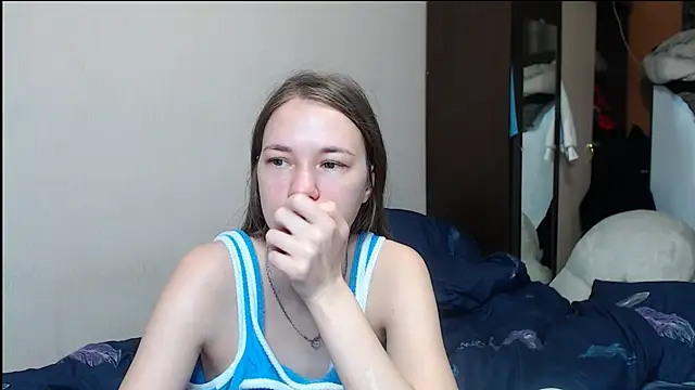 Snapshot of leila_bambi_ chatting on 02/21/25, 10:37 leila bambi online show from 02/21/25, 10:37