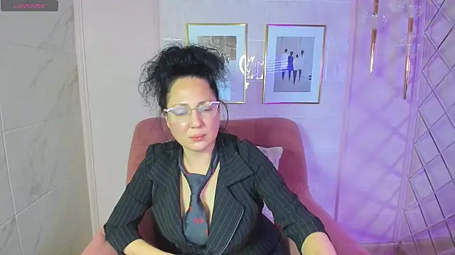 Anita Muse online show from 12/20/24, 05:29