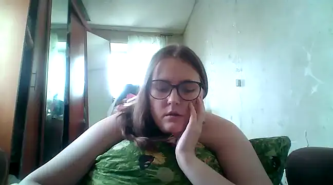 DesireMelissa online show from 02/20/25, 10:37