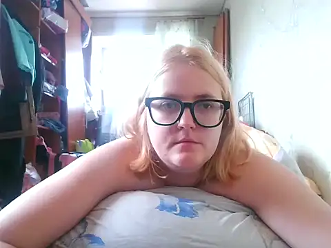 DesireMelissa online show from 10/03/25, 10:56