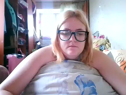 DesireMelissa online show from 10/16/25, 09:43