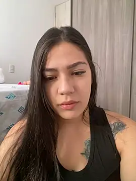 Latina vanessa online show from 01/31/25, 01:12