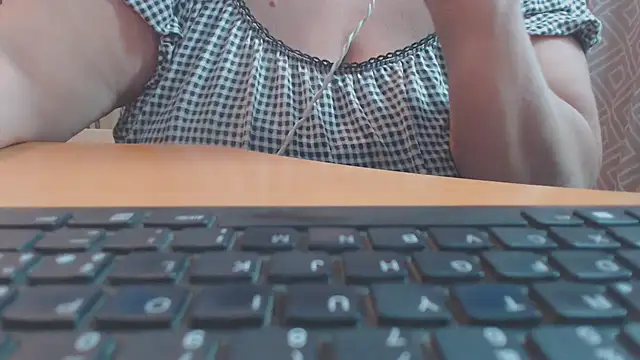 bbwxxx70 online show from 10/13/25, 03:28