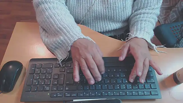 bbwxxx70 online show from 10/24/25, 09:00