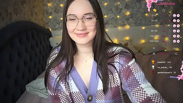 Snapshot of ChloeMillerMeow chatting on 02/20/25, 07:52 ChloeMillerMeow online show from 02/20/25, 07:52
