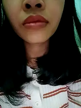 Snapshot of Hana_love20 chatting on 02/12/25, 08:29 Hana love20 online show from 02/12/25, 08:29