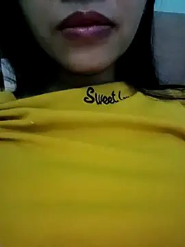 Snapshot of Hana_love20 chatting on 02/13/25, 05:33 Hana love20 online show from 02/13/25, 05:33