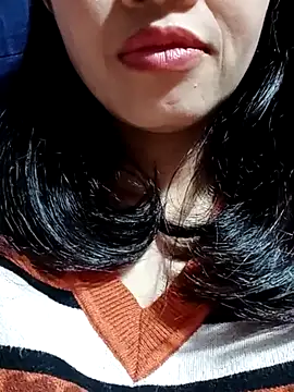 Snapshot of Hana_love20 chatting on 02/16/25, 09:04 Hana love20 online show from 02/16/25, 09:04