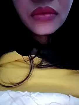 Snapshot of Hana_love20 chatting on 02/17/25, 05:32 Hana love20 online show from 02/17/25, 05:32